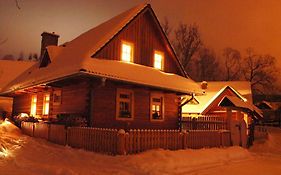 Dvor Magduska